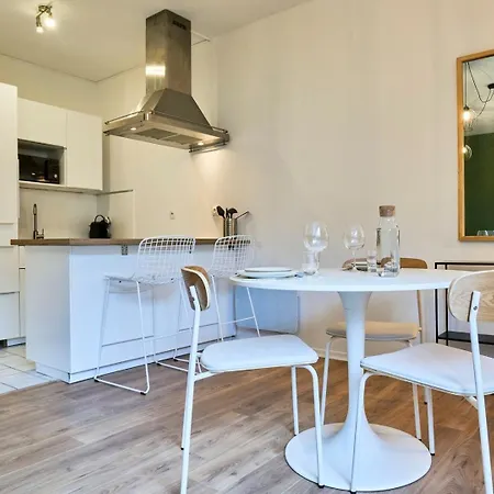 One Bedroom Near Metro, With Parking Apartmán Lille