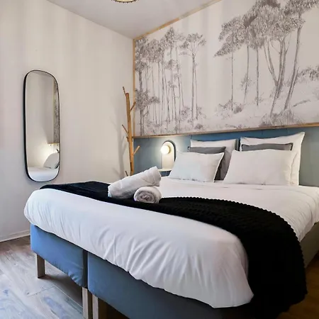 Apartmán One Bedroom Near Metro, With Parking